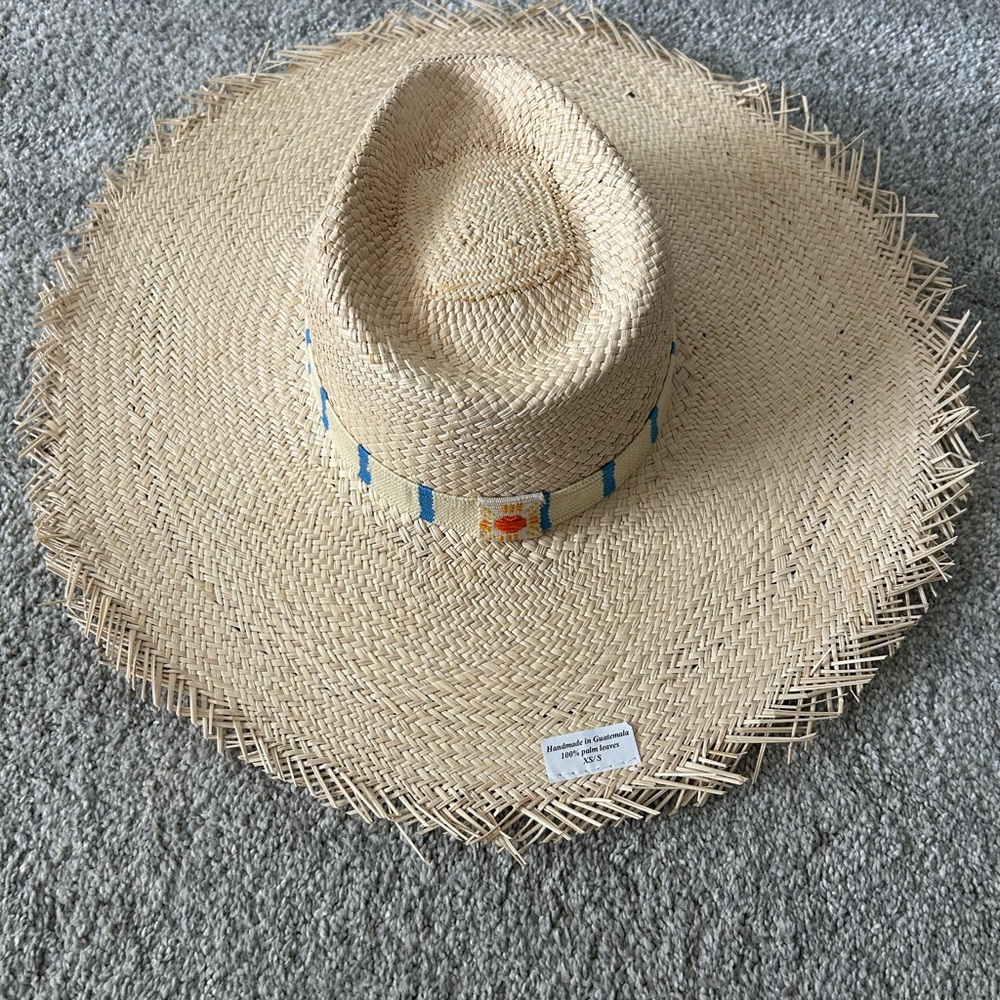 Sunshine Tienda Palm Fringe Hat